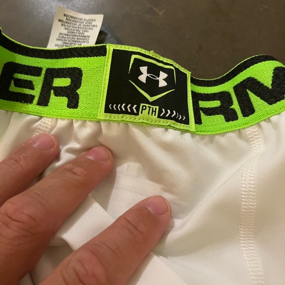 Under Armour XL Mens sliding compression shorts NWT - Picture 5 of 5